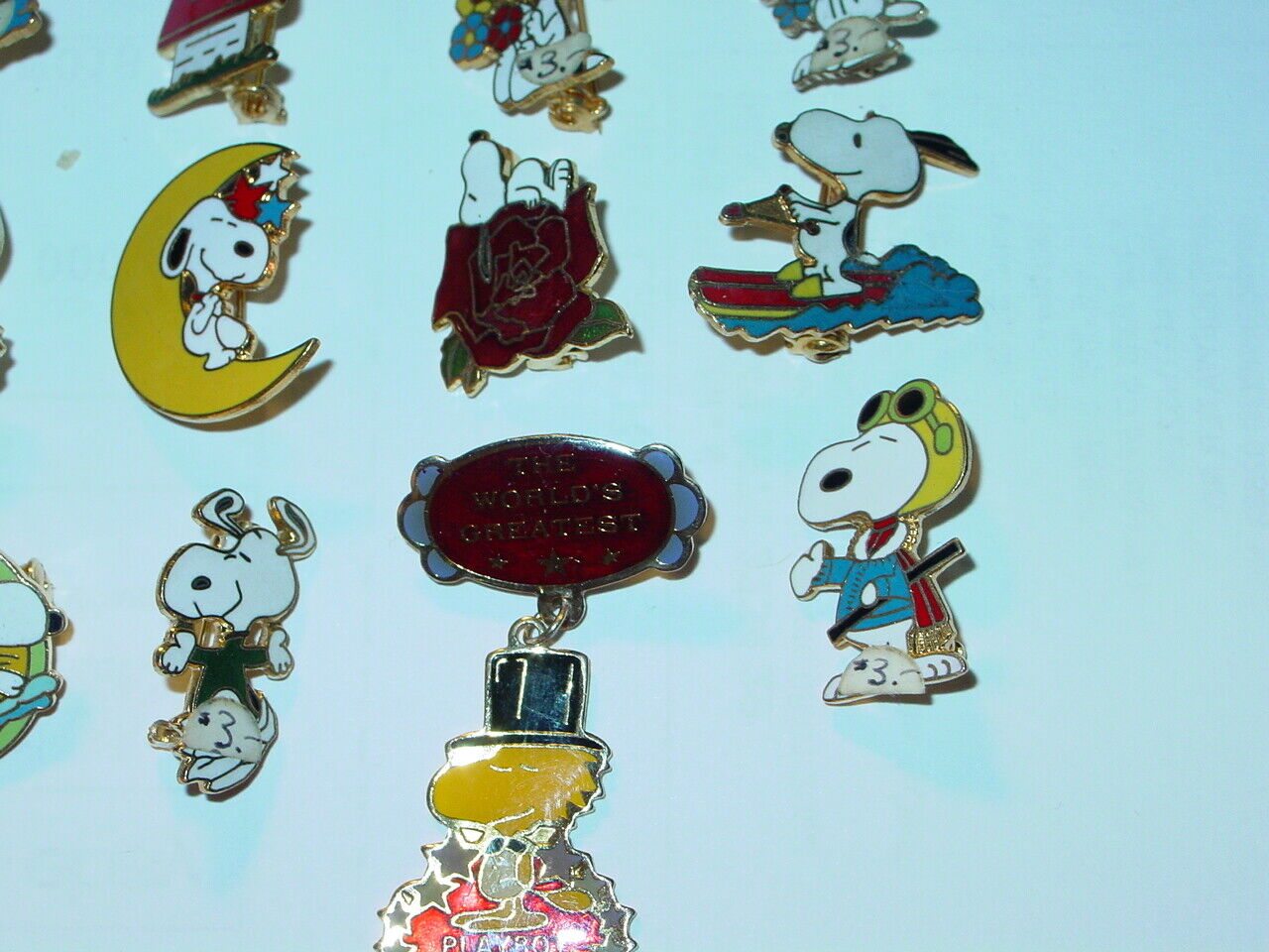 PEANUTS SNOOPY VINTAGE 1970's ENAMEL PIN COLLECTION LOT of 12 NOS N/M #4