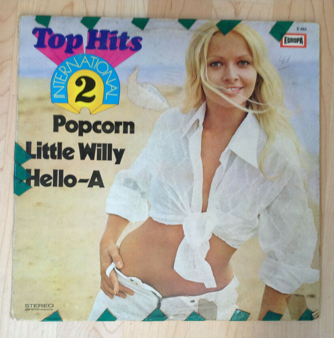 33 RPM Top Hits International 2 Vinyl LP 12 " Hello-A - Popcorn - Fine Girl