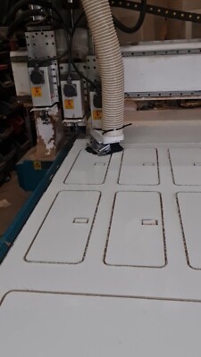 CNC Holz und Kunststoff Schneidedienste in Castleford