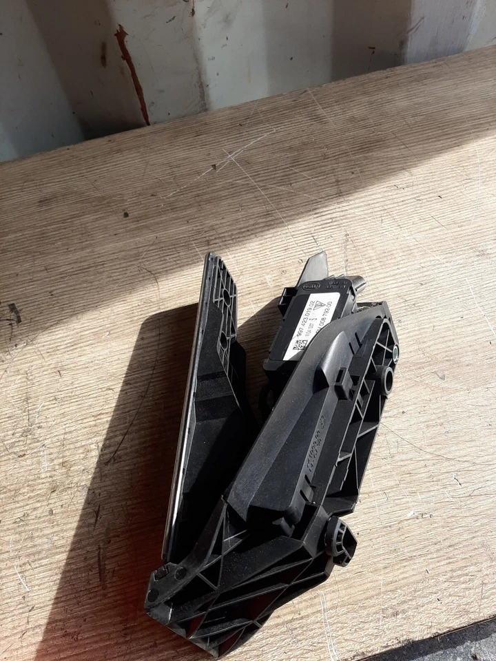 PORSCHE CAYMAN 987 2005 - 2013 Throttle Accelerator pedal 99742301902 — 第 2/4 张图片