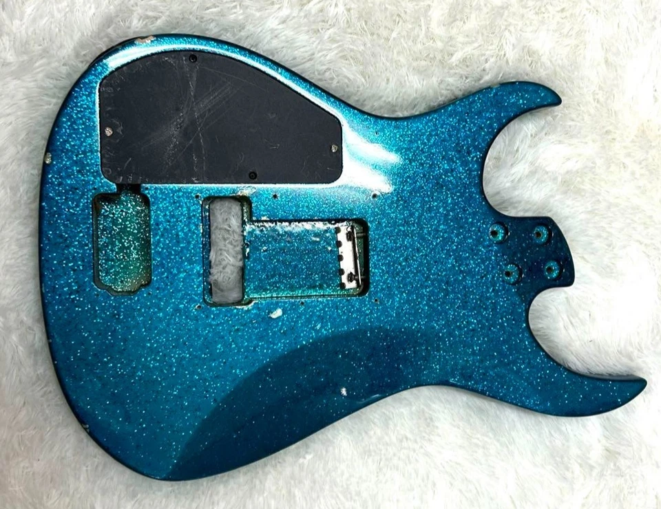 Cuerpo FERNANDES FGZ-850S años 90 azul brillante Foto 2 de 2