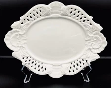 Vintage White Oval Shape Reticulated Edge Decorative Plate