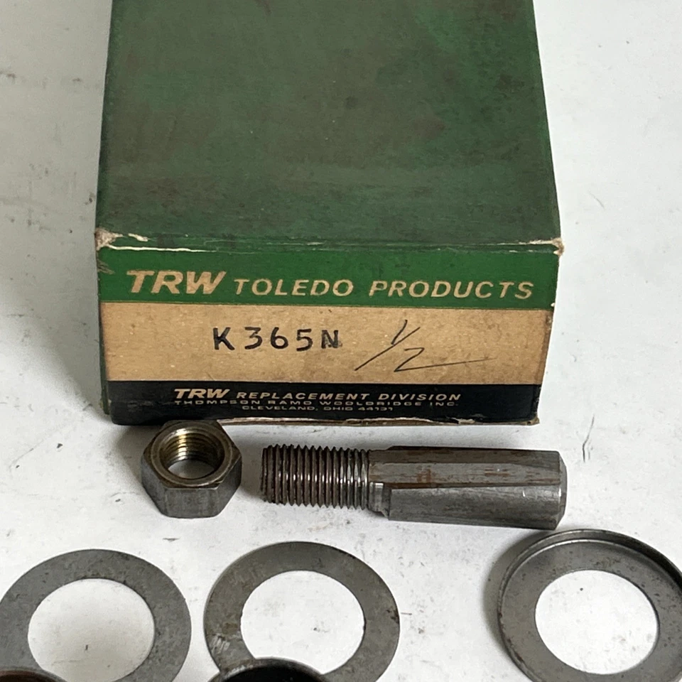 Nuevo de Lote Antiguo Trw K365N King Pin 1/2 Juego Ford Truck Deluxe F-1 F-2 F-3 Mercury Series 29A Foto 2 de 4