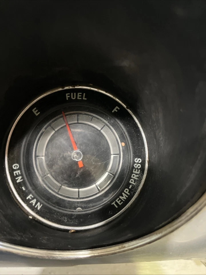 Cuadro de instrumentos original GM Chevy Corvair 1965-1969 Monza manual 6 Foto 3 de 4