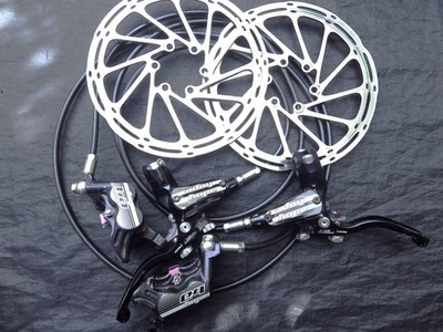  Hope Tech 3 E4 Bremsen Bremsenset Schwarz  Neu Belag M4 V4 X2 V2 Shimano XT XTR
