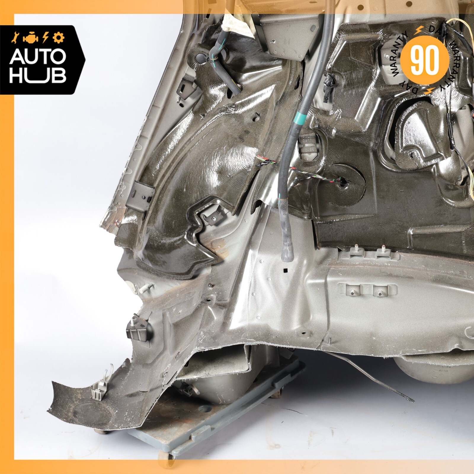 17-21 Maserati Levante M161 Rear Right Passenger Side Quarter Panel Cut OEM 26k