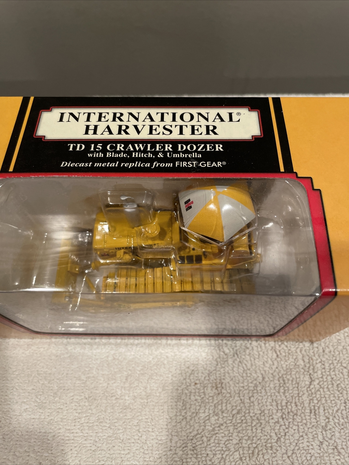 International Harvester TD15 Crawler Dozer w/Blade Hitch & Umbrella NEW