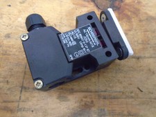 New In Box SCHMERSAL AZ15 ZVRK-M16 2254 Safety Door Switch AC-15 500V