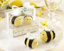 Sweet As Can Bee Honeybee Salt & Pepper Ceramic Salt & Pepper Shaker NEW