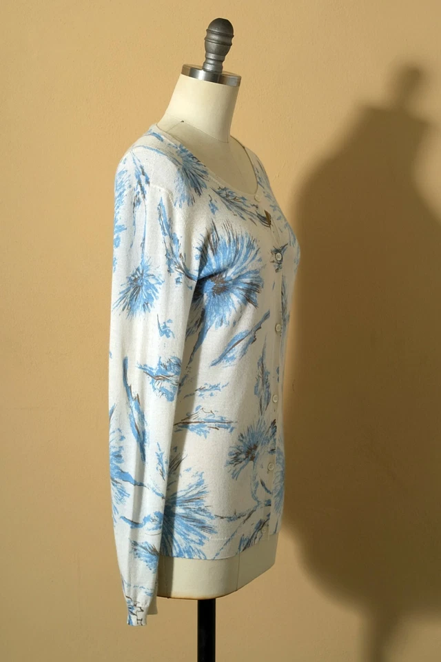 TSE Size M (2 4 6) 100% Cashmere Dandelion Floral Cardigan Long Sleeve Sweater - Image 4 of 4