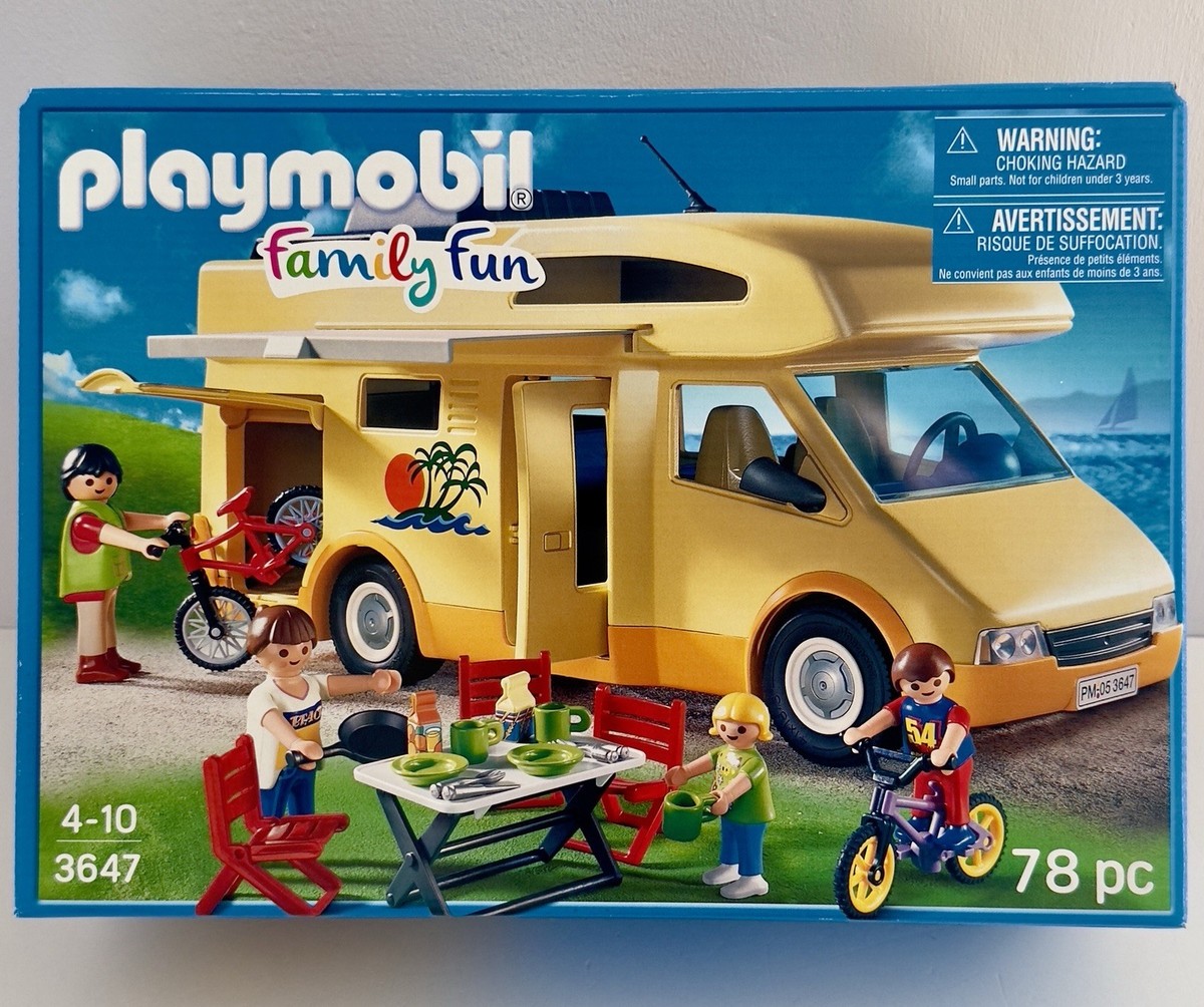 PLAYMOBIL 3647 Family Camper Van 2005 Figures Accessories