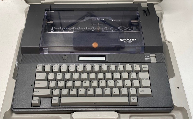 Sharp Electronic Typewriter PA-3260 Gray Portable Calc uTyping Manual Case