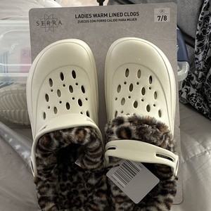 Serra Women’s Faux Fur Lined Slipper Clog Animal Print Ivory US 7/8