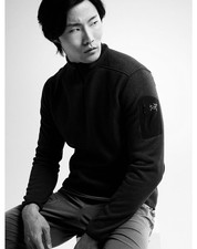 Arc  teryx sweater pullover large men  s soft zip fog essentials basics athleisure