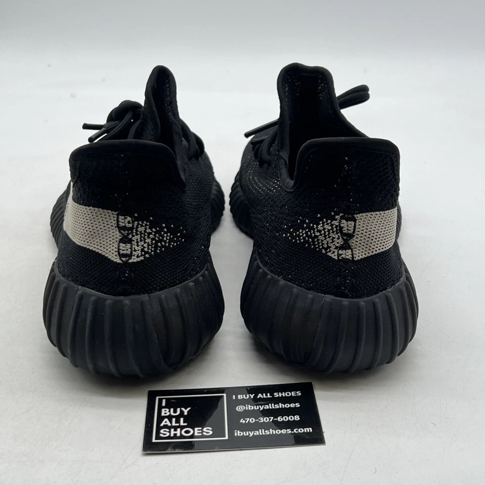 Talla 12 - Adidas Yeezy Boost 350 V2 Low Oreo (BY1604) Foto 3 de 4