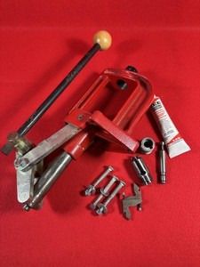 Lee Reloading Reloader Classic Cast Press Large Caliber with Extras