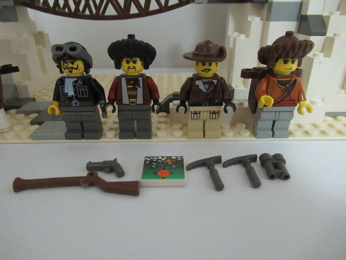 LEGO Adventurers 7417 Temple of Mount Everest 2003 No Box Used