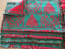 Farmhouse Christmas Table Placemats set 8 Red Green Folk #E1