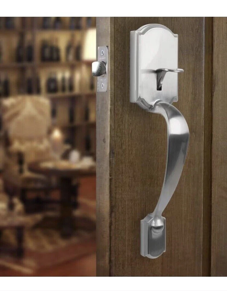 Defiant Castle Nickel Front Door Handle - Image 2 of 3