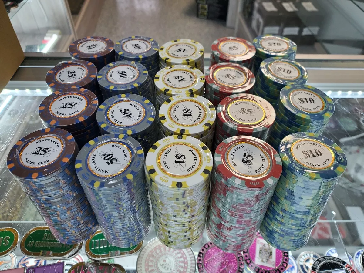 (25) 50 Cent Showdown Poker Chips