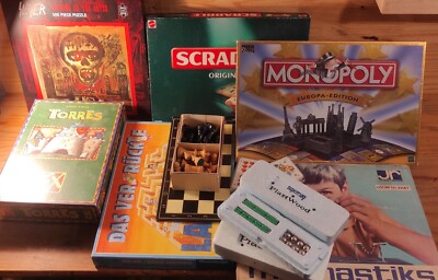 Große Spielesammlung - Scrabble, Monopoly, Schach, Puzzle, Labyrinth, Karten etc