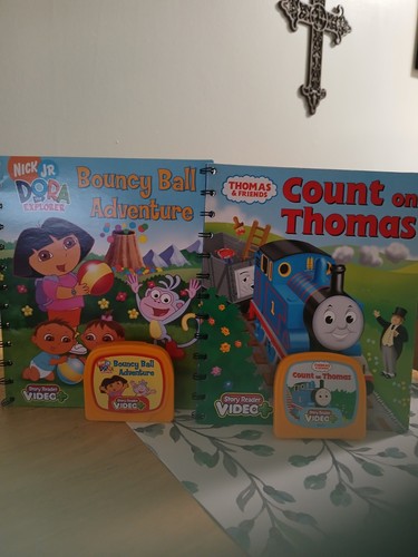 Story Reader Video + Dora the Explorer Interactive Storybook Game Cartridge - Picture 1 of 3