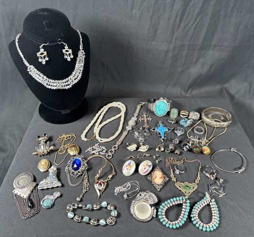 ✨Vintage & Modern Lot Costume Jewelry Mixed LOT ✨