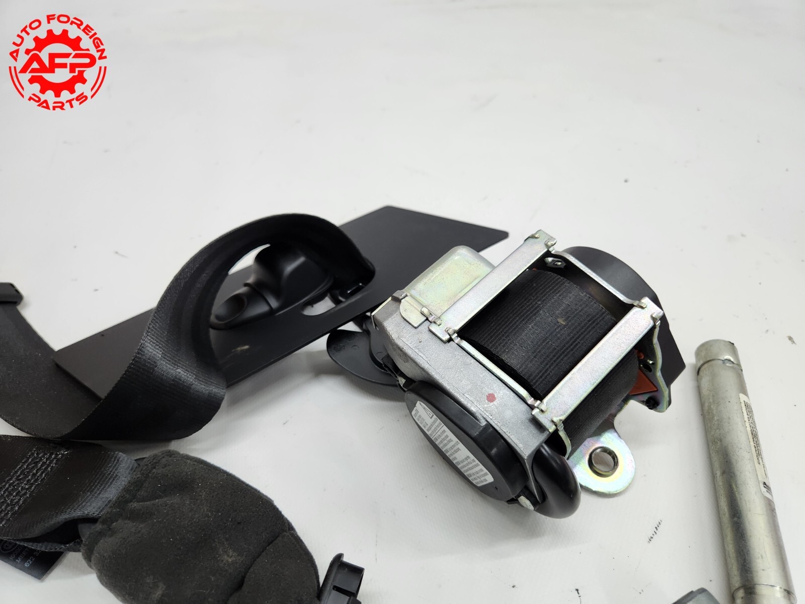 ⭐ 14-21 Maserati Quattroporte Front Right Side Seat Belt Tensioner Black Oem