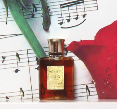 Moment Voles Perfume 0.25 Oz. By Fragonard. Vintage. Unbox.