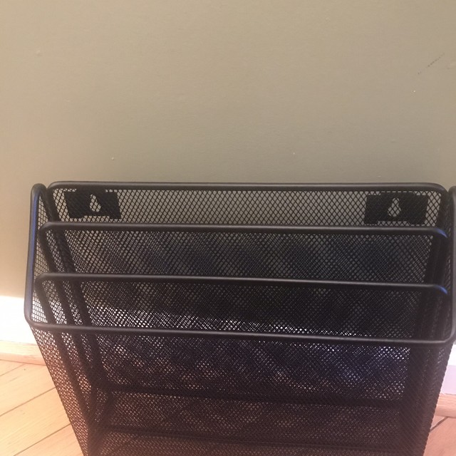 Staples Black Metal File Folder w/Wall Mount eBay