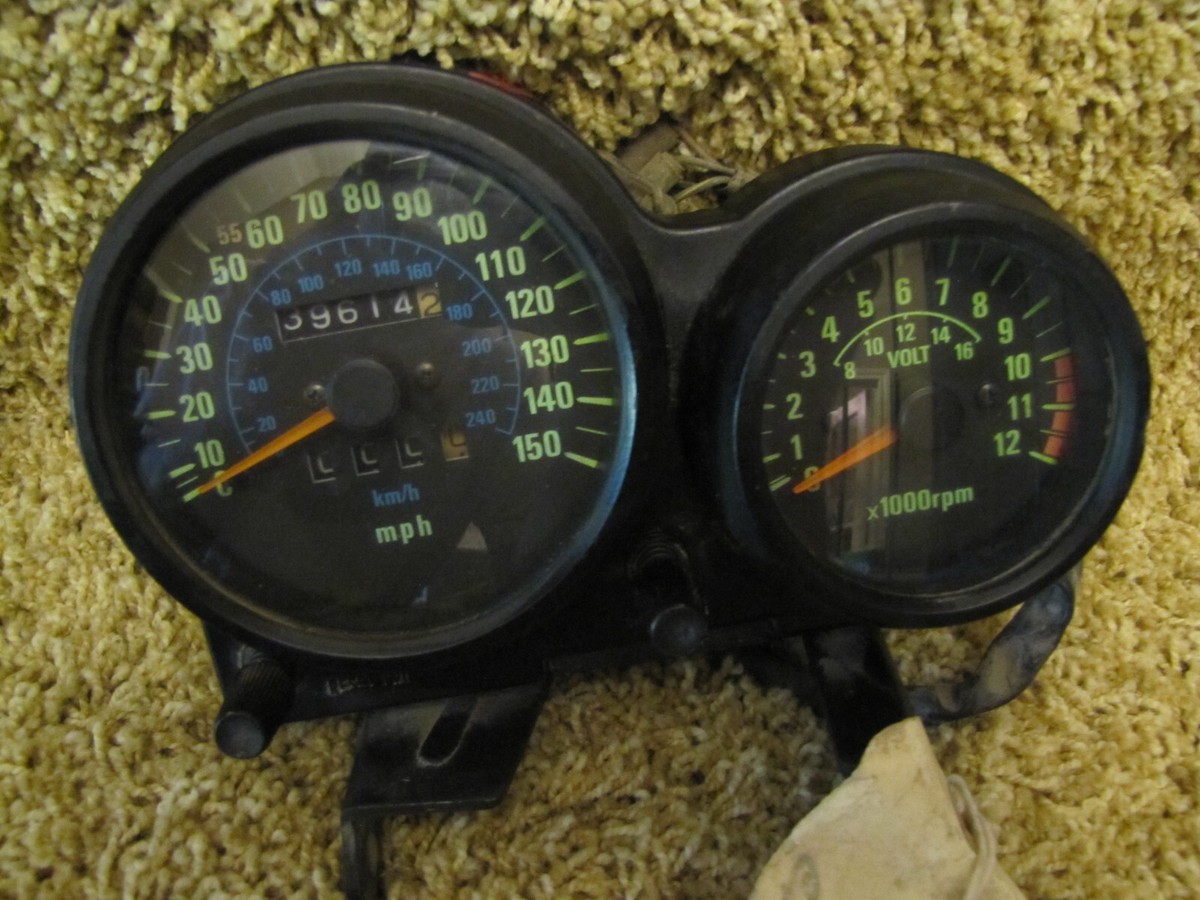 1983-85 Kawasaki GPZ550 GPZ750 GPZ1100 Speedometer Tachometer