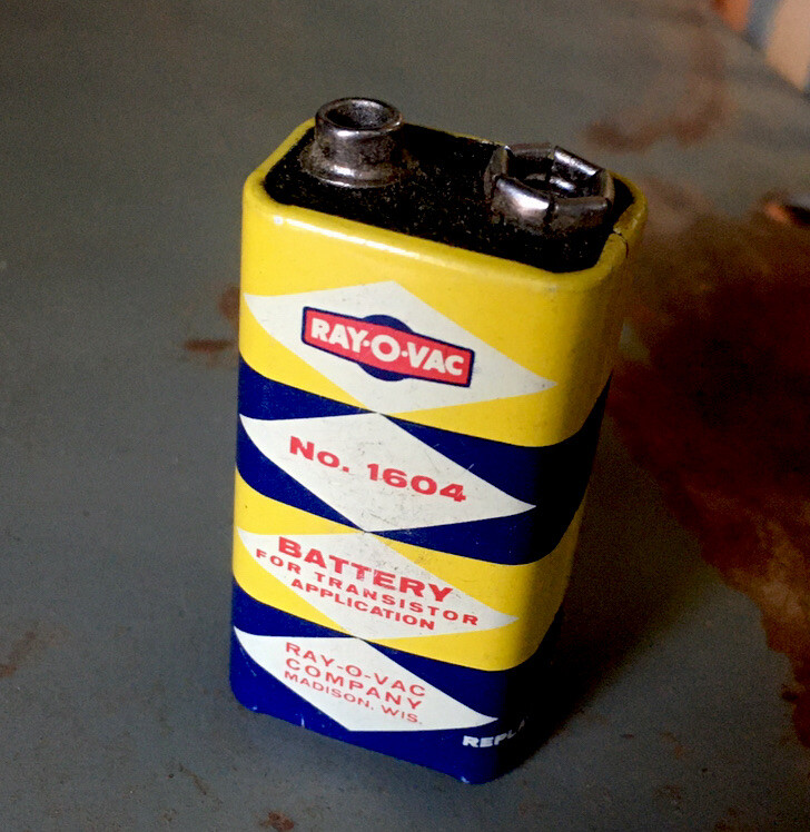 Vintage 9 Volt Battery Transister Radio RayOVac eBay