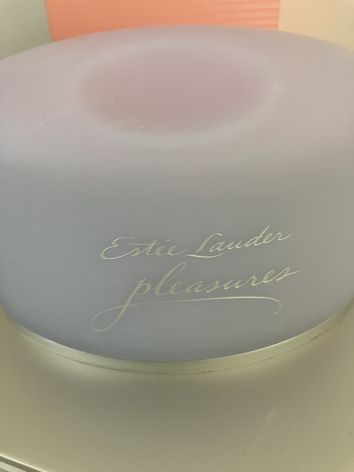 Estée Lauder Pleasures perfumed dusting powder Rare discontinued