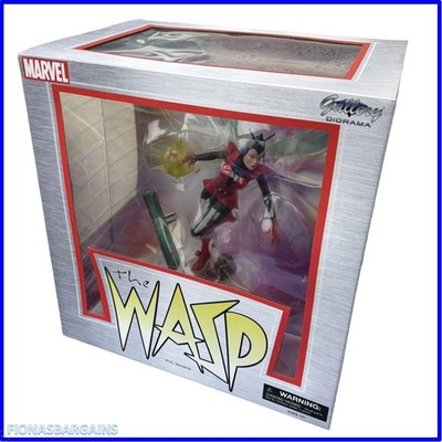 Marvel Gallery Diamond Select The Wasp Diorama Statue Classic Neu & Versiegelt