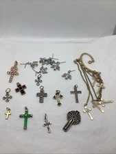 Mixed Lot Of Costume Jewelry Pendants. No Chains 10/29