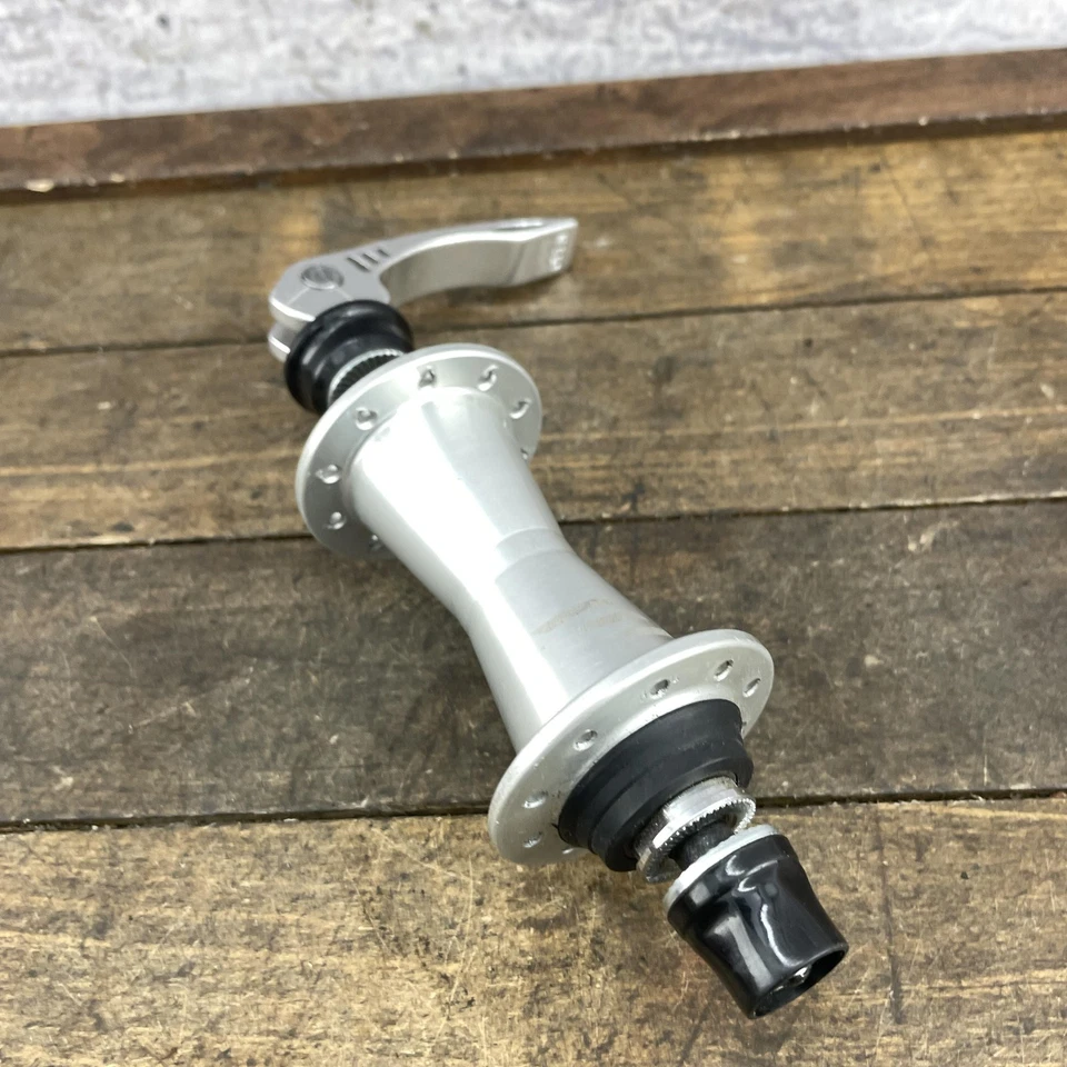 Buje delantero para bicicleta de carretera Bontrager 20H 20 liberación rápida QR CLIX pincho aleación plateada Foto 2 de 4