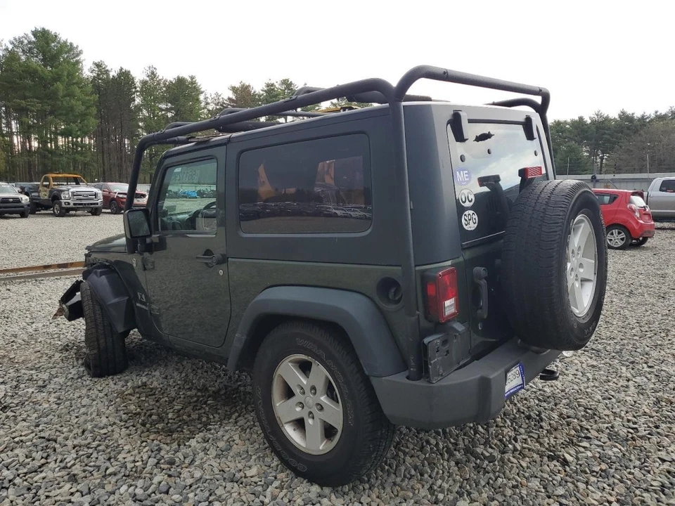 Used Hood fits: 2008 Jeep Wrangler flat center Grade A - Image 2 of 4