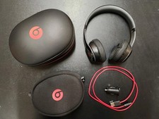 Black  Red Wireless Solo Beats with hard and soft Case