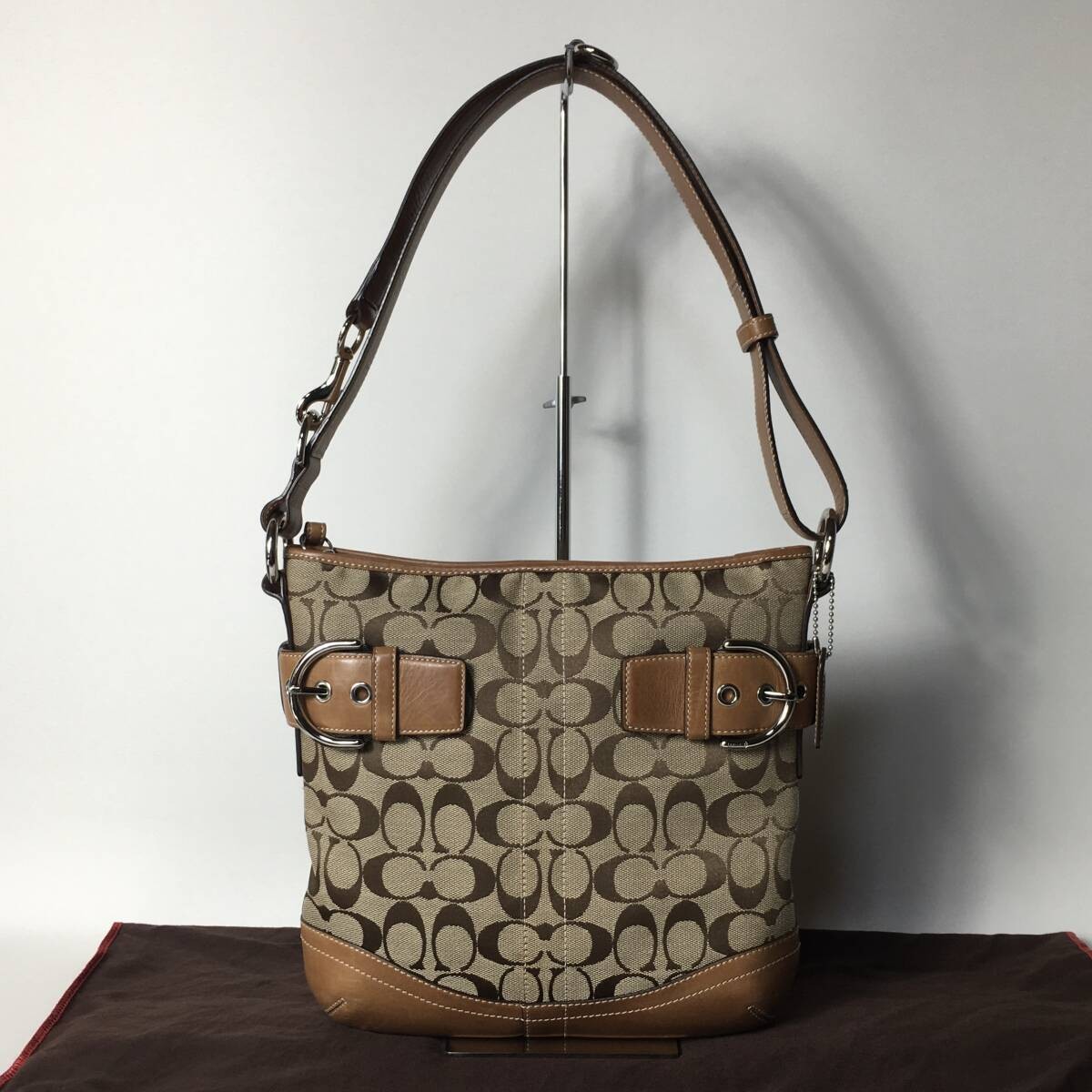 Coach Signature Brown Shoulder Bag 75B153