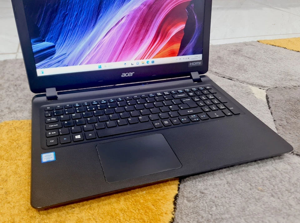 SLIM Acer Aspire EX2540 Laptop,Intel Core i3-6006U ,4GB Ram,128GB SSD,Window 11 - Image 4 of 4