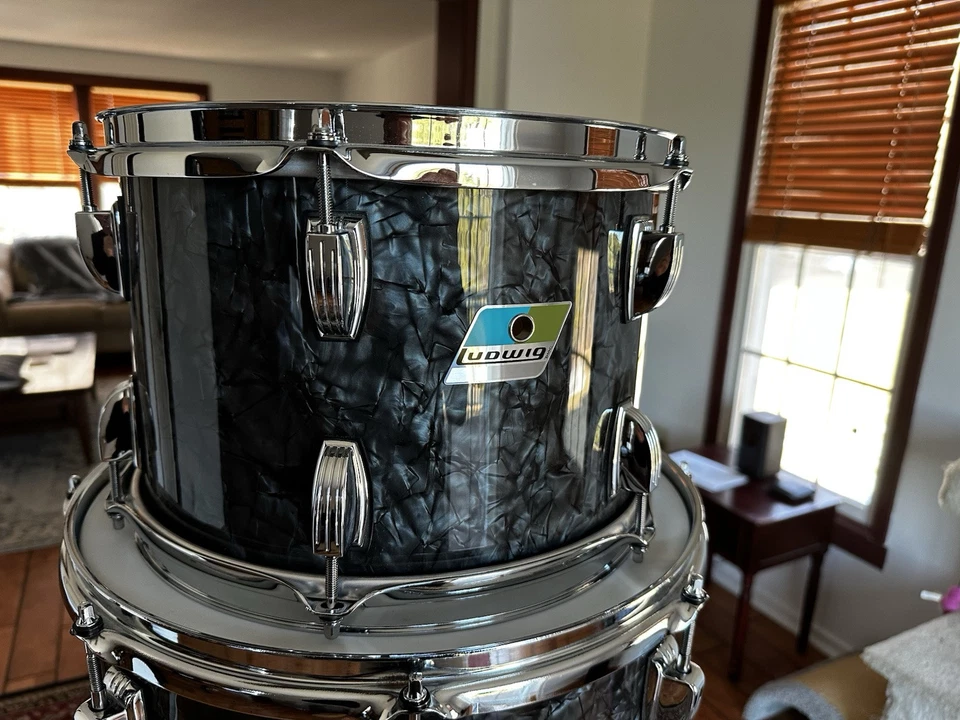 Ludwig Classic Maple Drums  - Image 2 of 4