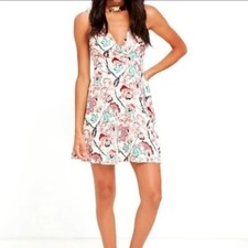 Lulu’s Growing Garden Floral Print Faux Wrap Dress Size XS