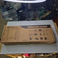 Mount-It! Pop Out Video Wall Mount Digital Signage TV Menu Board Mount 45"-70"