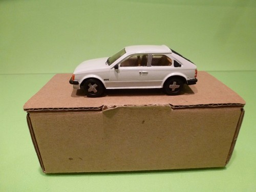 OPEL KADETT COMBO SERVICE WAGEN KIT Monté HOSTARO 1:43
