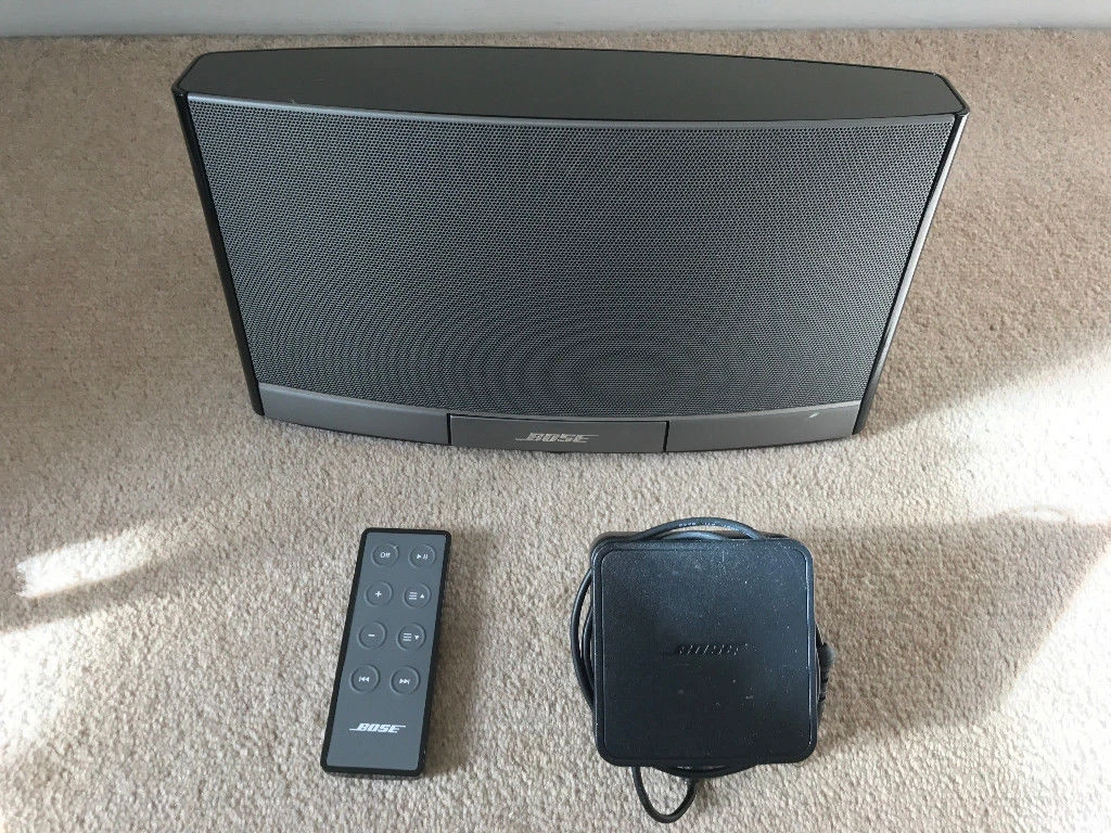 Bose Sounddock portable digital music system. Bose Sounddock portable digital music system.