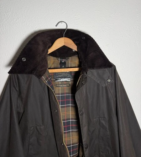 Barbour Classic Bedale Waxed Jacket Olive Men's 40 Made in England Worn Once image 4