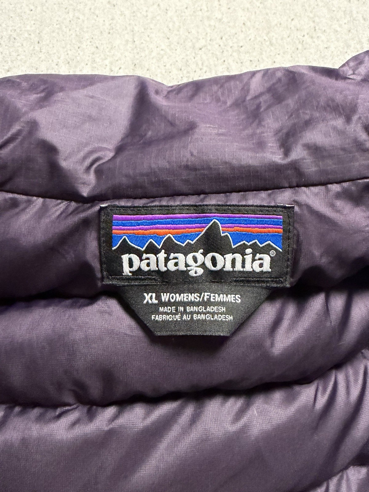 Patagonia Jacket Womens XL Purple Goose Down Sweater Puffer Full Zip 84683 HOLE thumbnail 9