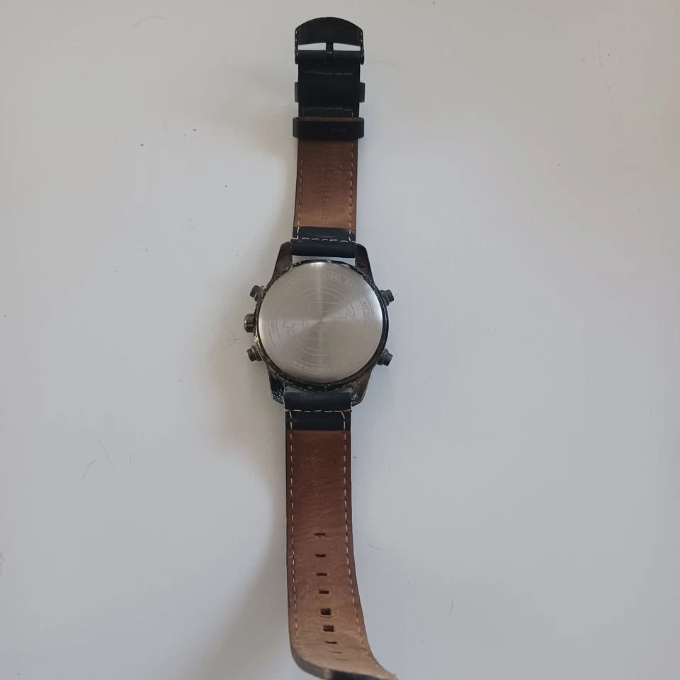 Timex Expedition Ana-Digi Indiglo WR50m Watch Leather Strap Mens - Image 3 of 4