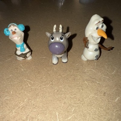 Disney Frozen Olaf & Sven Figure Cake Topper Or Collectible Toy Small 2  Snowman