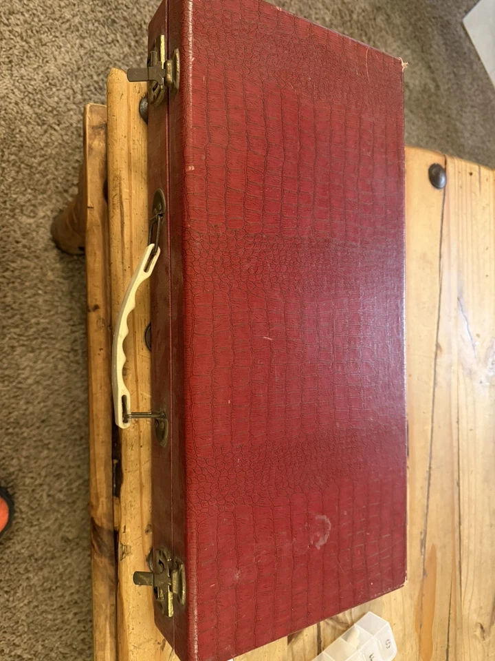 Vtg Bakelite Butterscotch Mahjong Set 164 Tiles 5 Racks Royal Depth Superb USA - Image 2 of 2